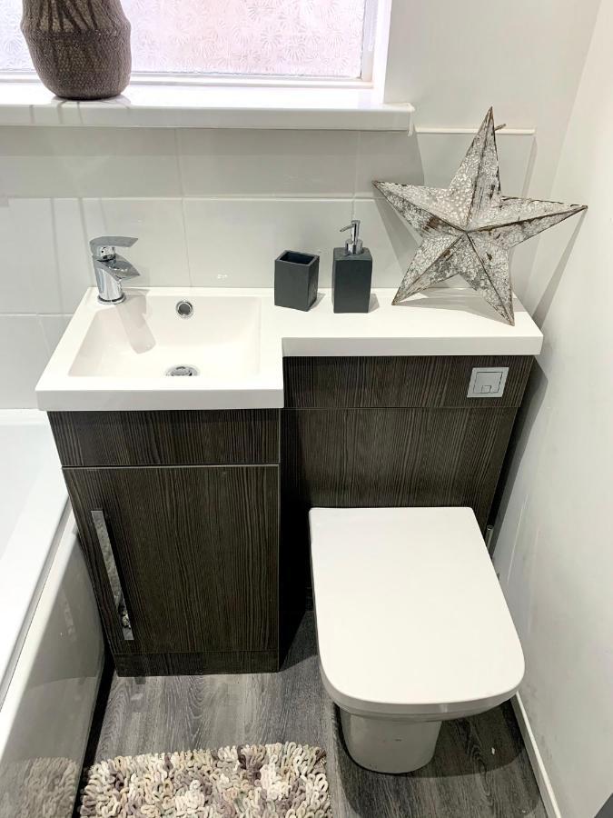 Victory Luxury Hot Tub House Villa Blackpool Exterior photo