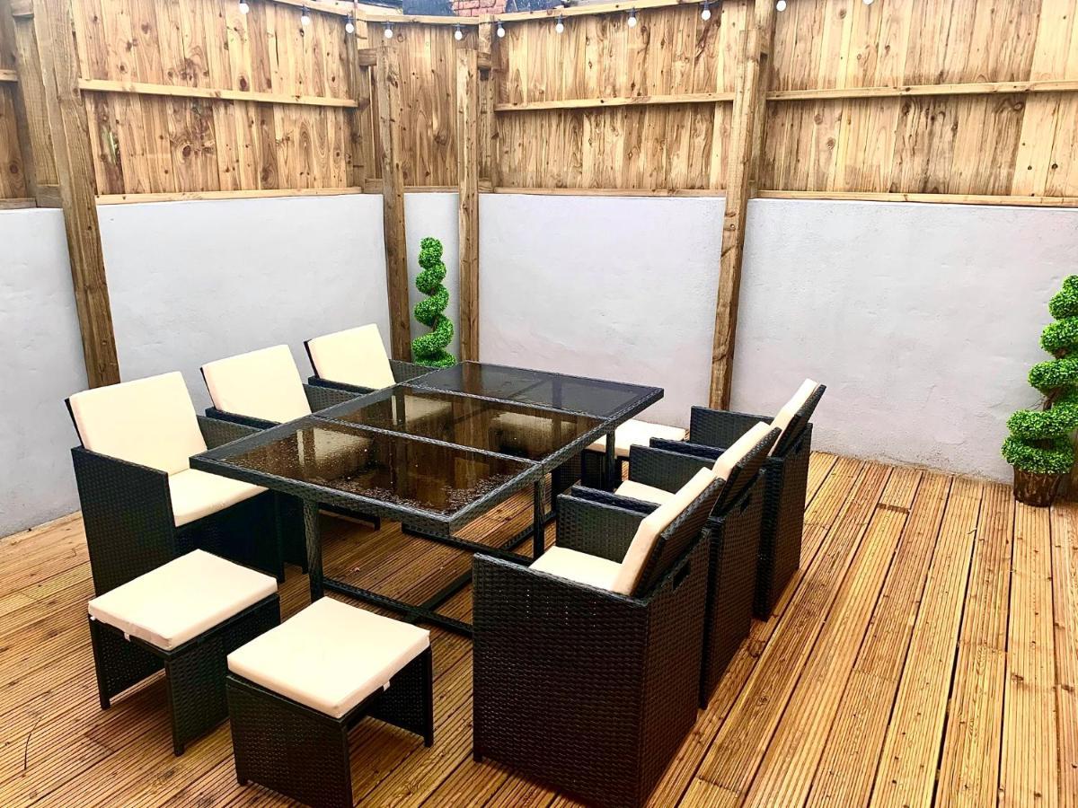 Victory Luxury Hot Tub House Villa Blackpool Exterior photo